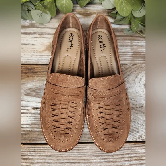 Earth Shoes Etella Tan Woven Leather Round Toe Loafers Size 8.5 - Picture 2 of 8